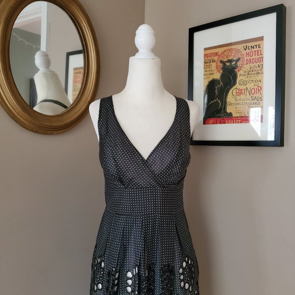 Eva Franco Black and White Eyelet Tie Back Dress Size 2 - Picture 6 of 16